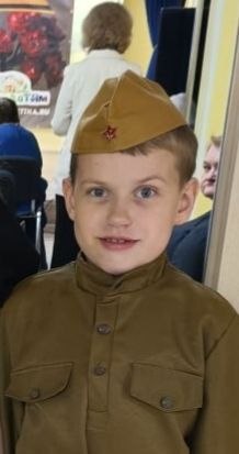 "Прадедушка" (муз. А. Ермолов, сл. М. Загот)